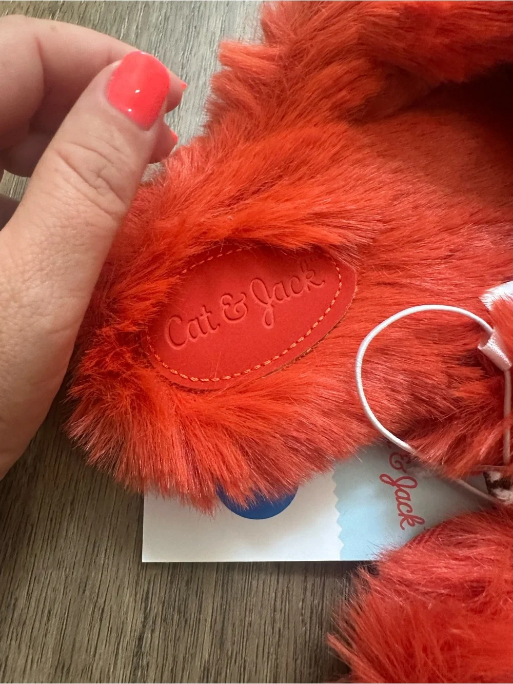 NWT! Cat & Jack Kid’s Slide Slippers, Criss Cross, Red/Orange, Faux Fur, L 4/5